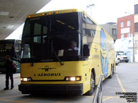 Autobus La Quebecoise 2000 - L'A&eacute;robus (Navette A&eacute;roport de Dorval - Centre-ville / Dorval airport - Montreal downtown shuttle) - 2000 Prevost H3-41